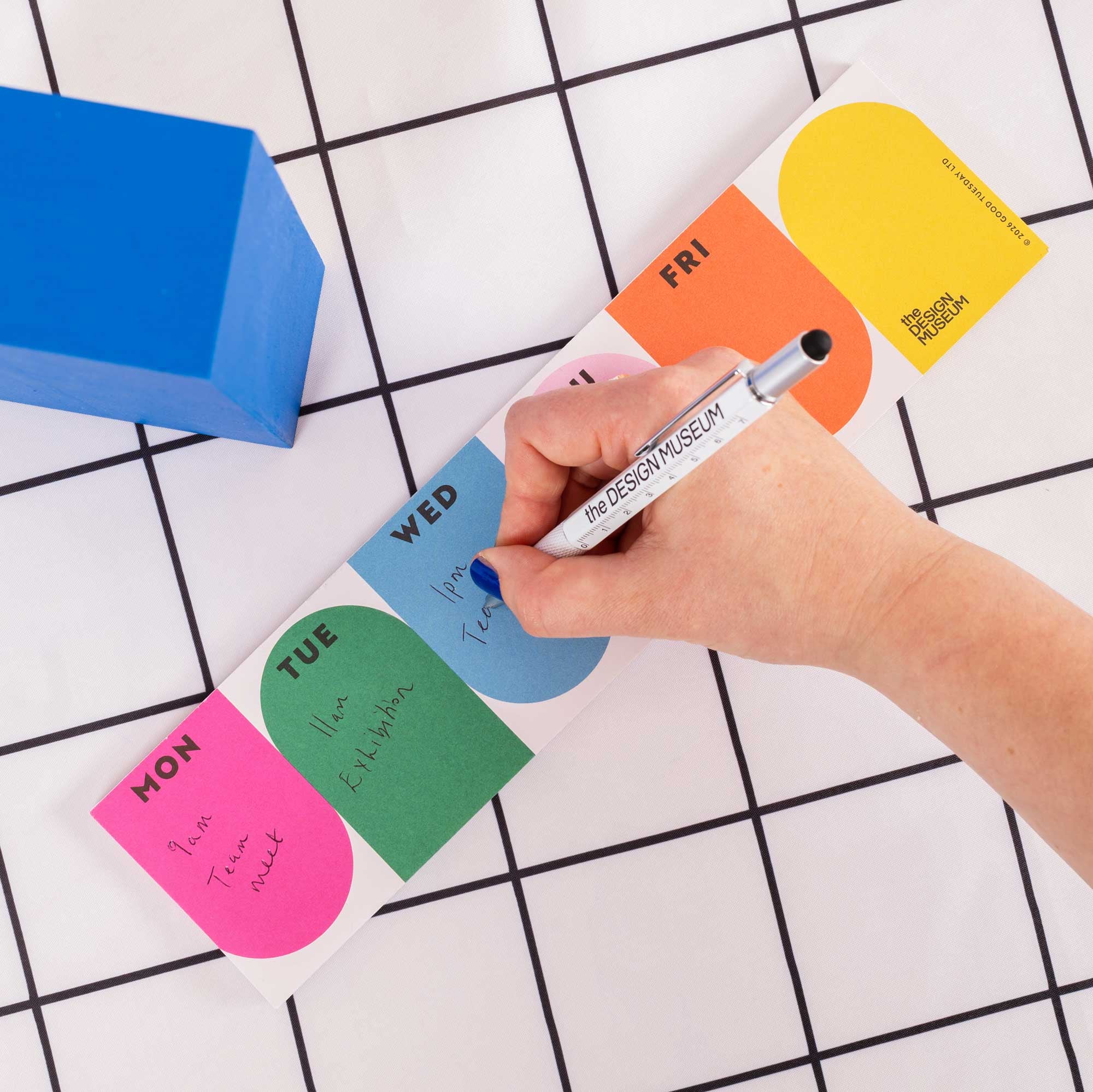 Design Museum Bold Block Keyboard Pad, extra notes arch, 50 tear-away pages