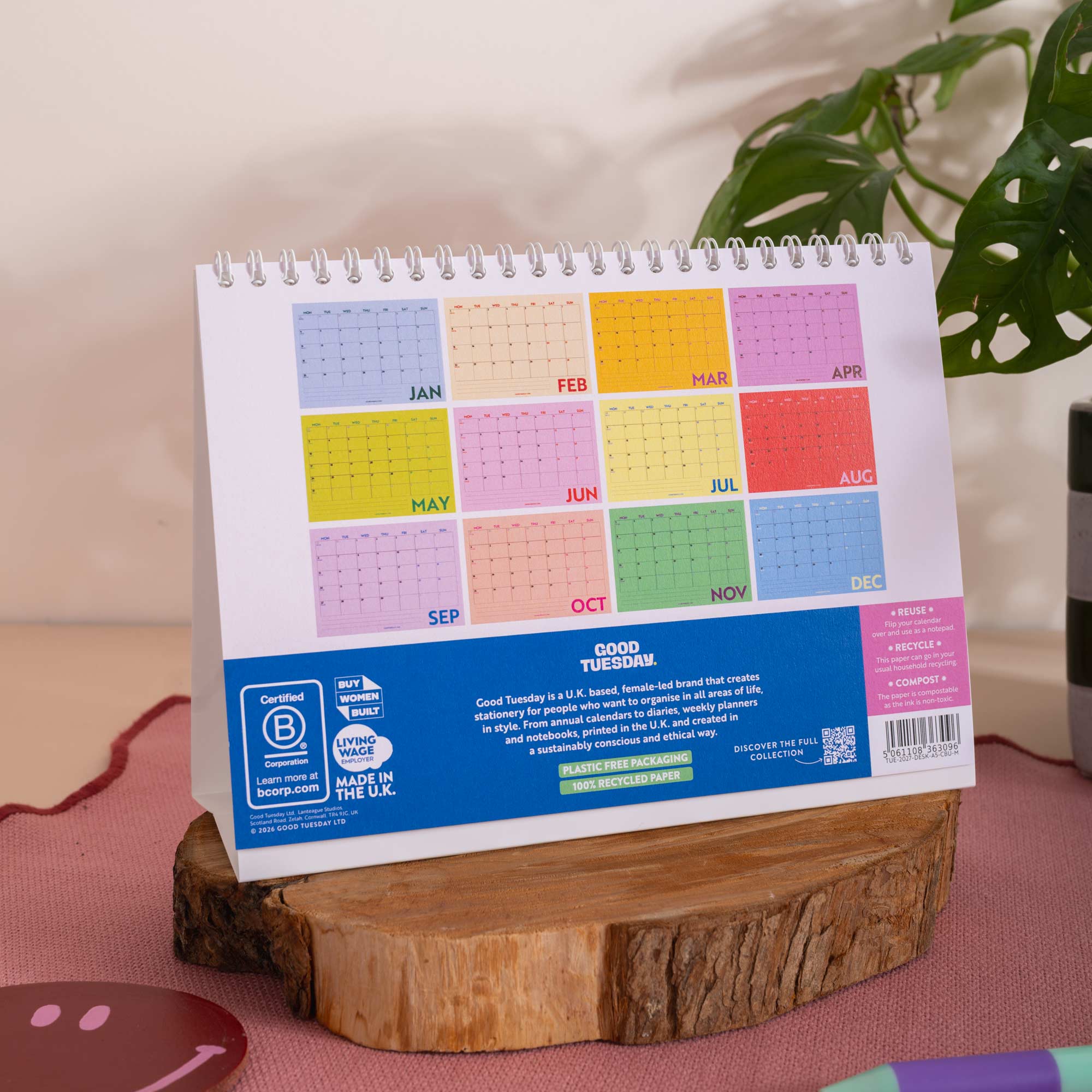 150gsm recycled and recyclable inner pages, Colourburst Desk Calendar