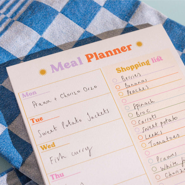 A5 weekly planner pad. meal planner and shopping list. 50 page meal planner