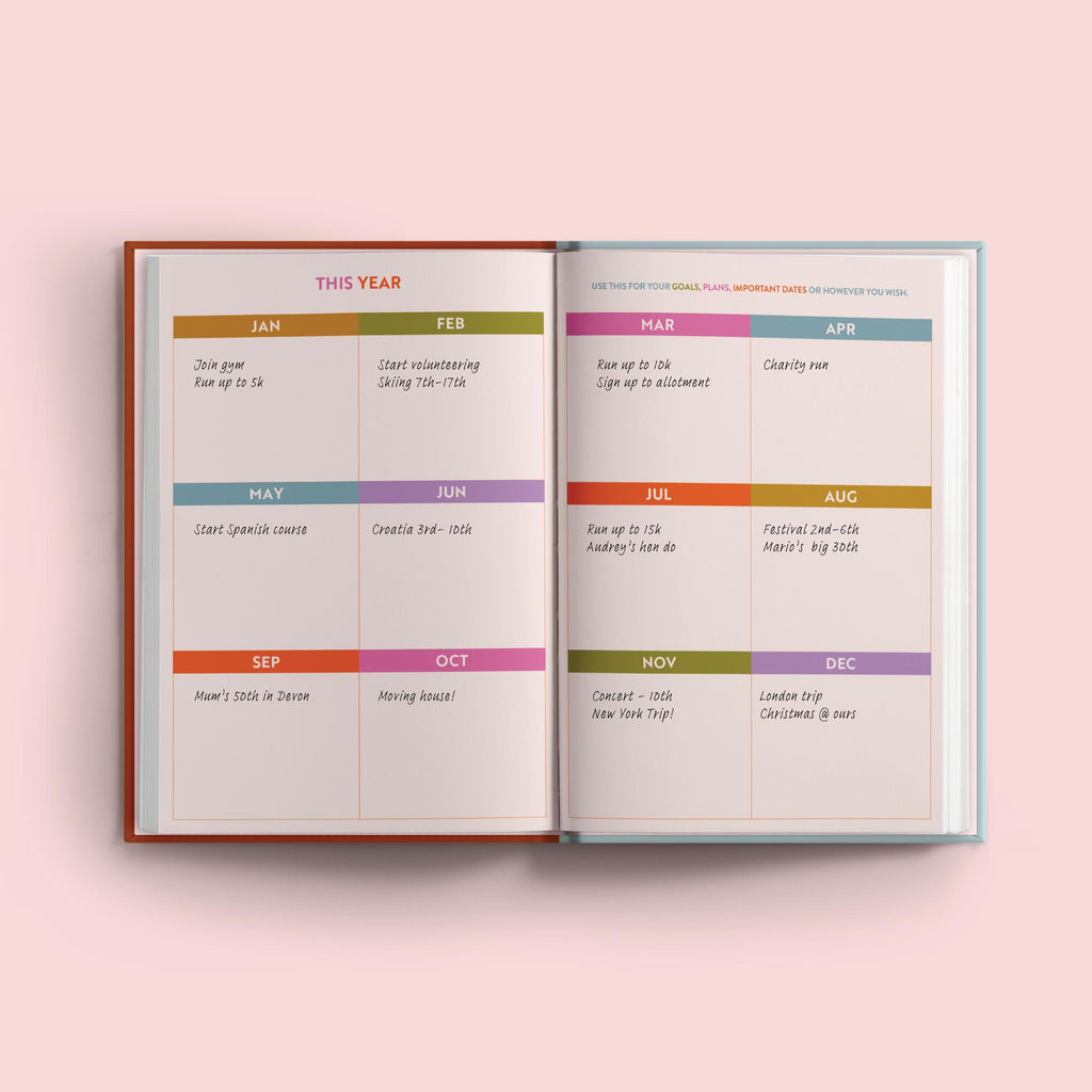 2025 week to view planner. annual diary. 100% recycled paper. made in the UK.