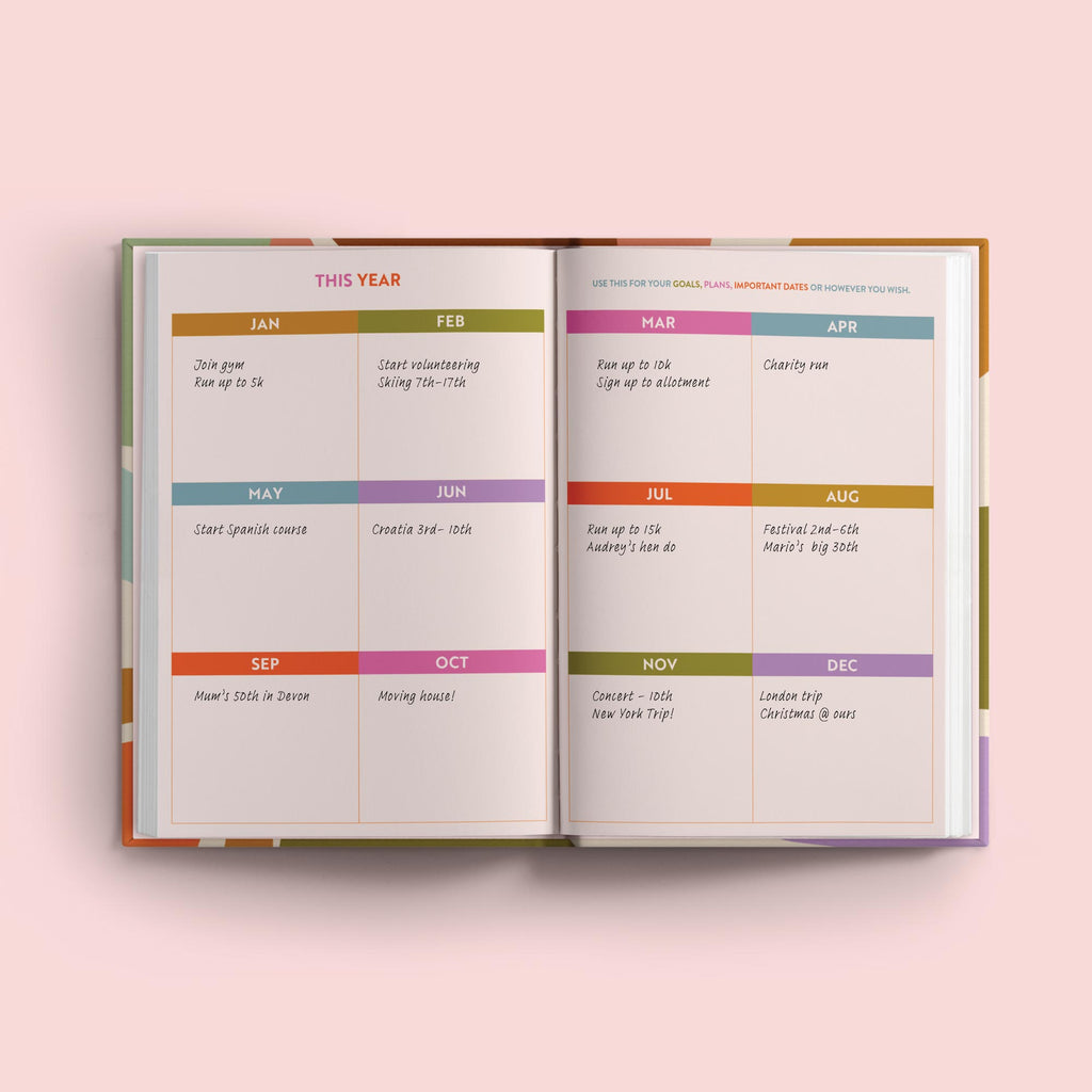 2025 week to view planner. annual diary. 100% recycled paper. made in the UK.