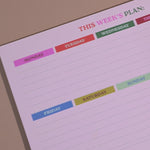 Undated weekly layout for flexible planning and easy organisation