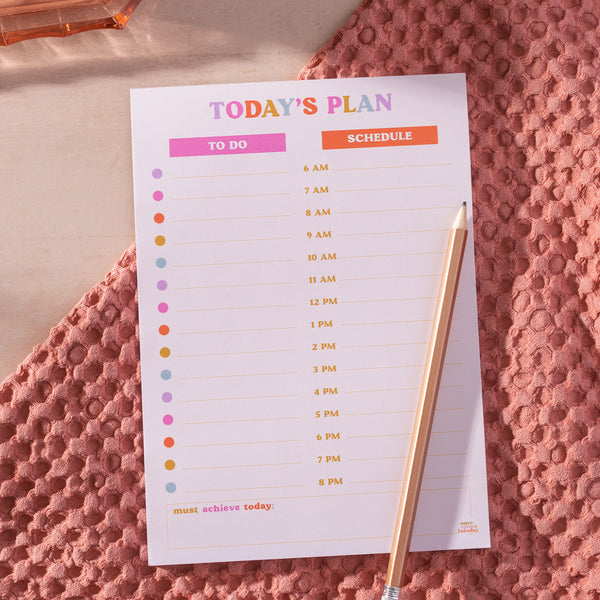 A5 Daily Planner in our popular You Got This colourful design. Take control of your day with this time blocking and to-do list desk pad. 100% Recycled and Made in the UK.